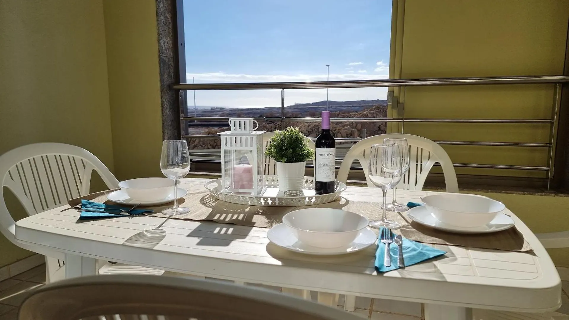 Ferienhaus In El Medano Mit Terrasse Und Meerblick Holiday home